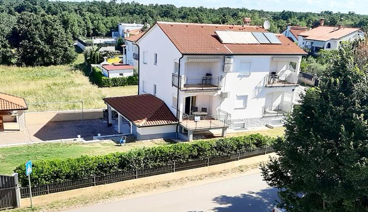 Guesthouse Pejo Poreč Zewnętrze zdjęcie