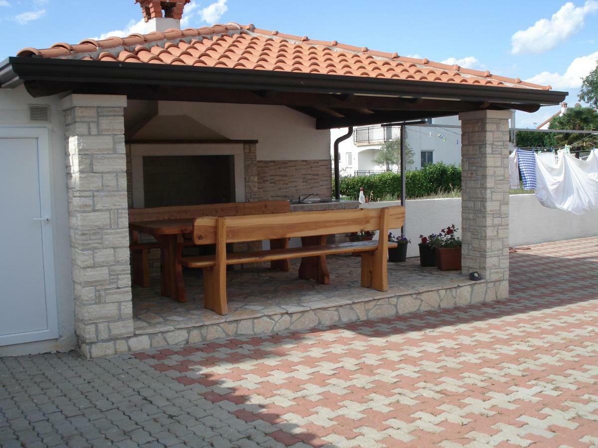 Guesthouse Pejo Poreč Zewnętrze zdjęcie